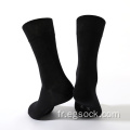 Chaussettes noires vierges en coton noir